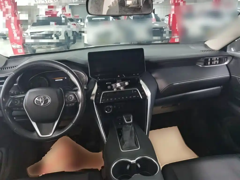 Toyota Harrier — миниатюра 10