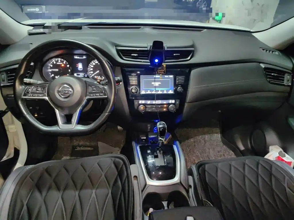 Nissan X-Trail — миниатюра 5