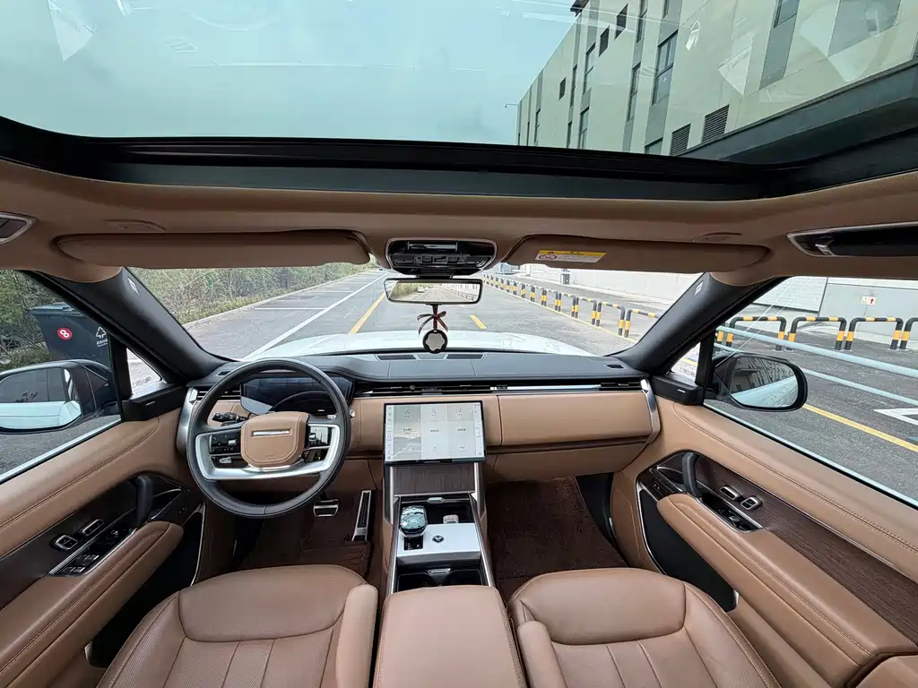 Land Rover Range Rover — миниатюра 9