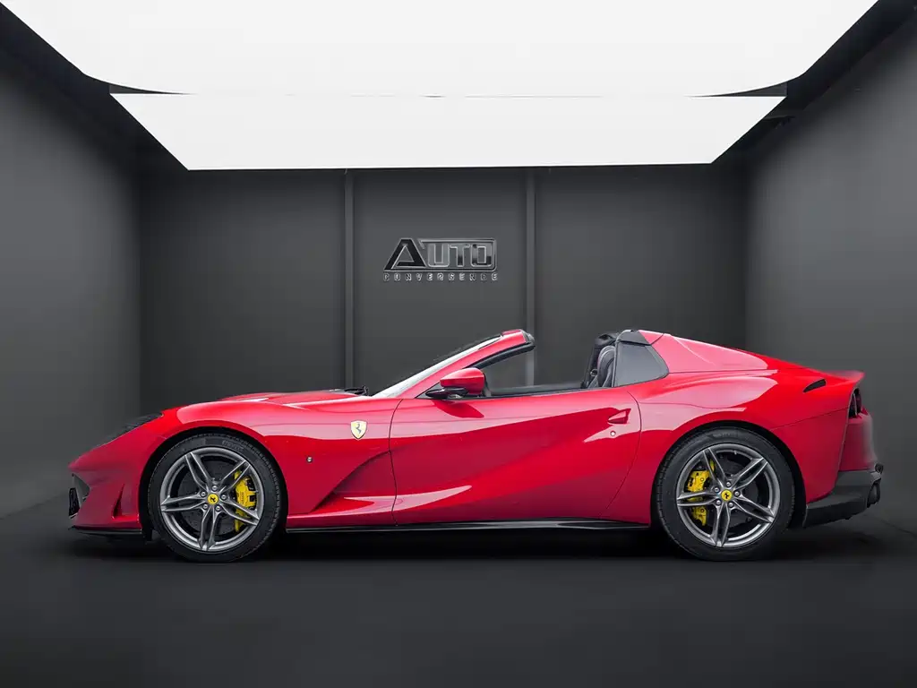 Ferrari 812 — миниатюра 5