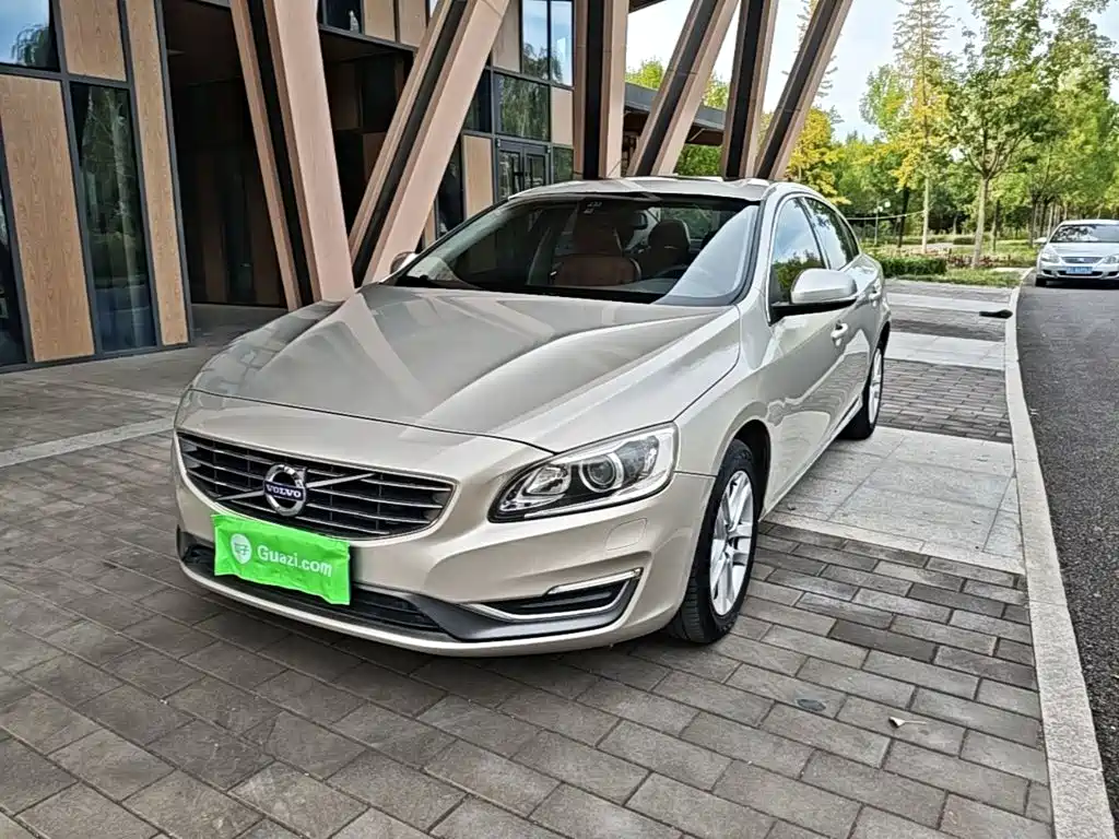 Volvo S60