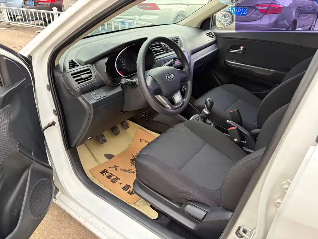 Kia K2 — миниатюра 4
