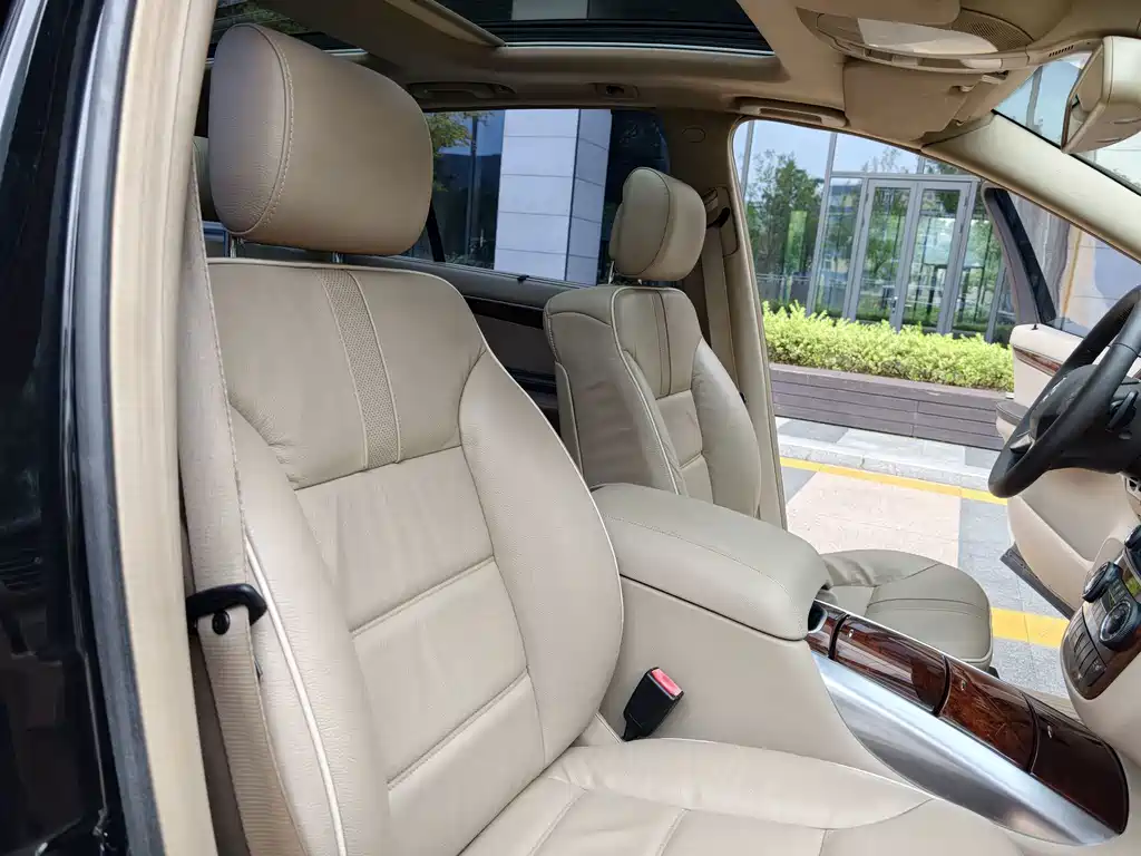 Mercedes-Benz R-Class — миниатюра 11