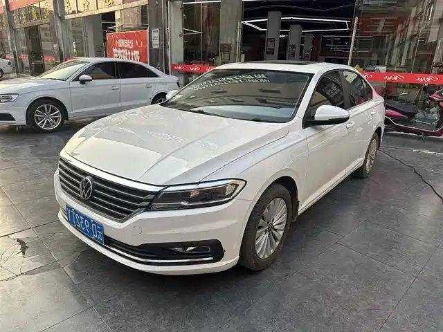 VOLKSWAGEN LAVIDA 2021