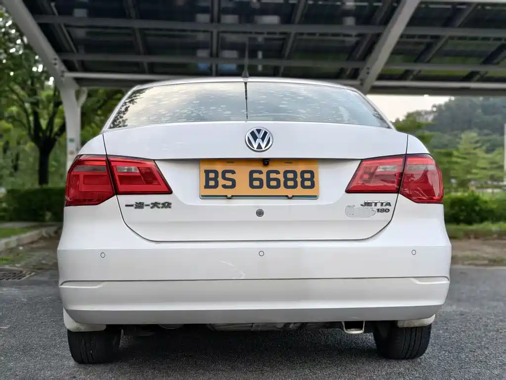 Volkswagen Jetta — миниатюра 24