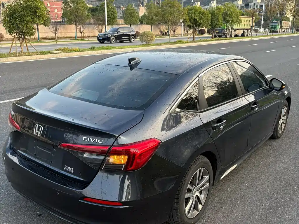 Honda Civic — миниатюра 5