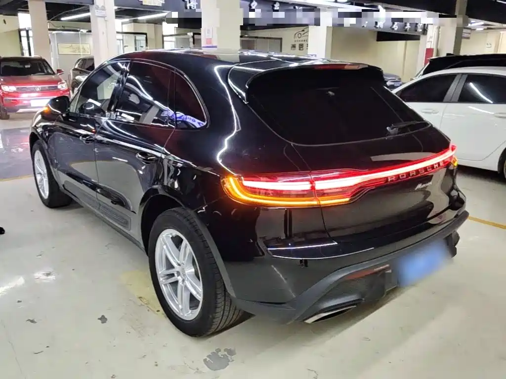Porsche Macan — миниатюра 5