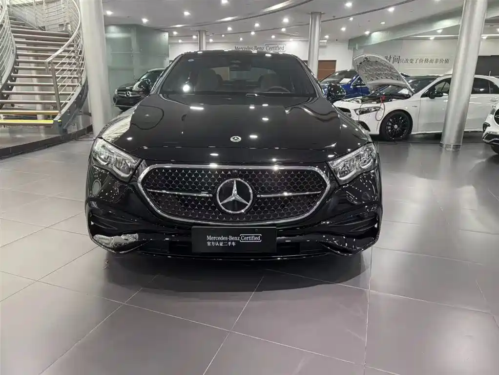 Mercedes-Benz E-Class (Import) — миниатюра 8