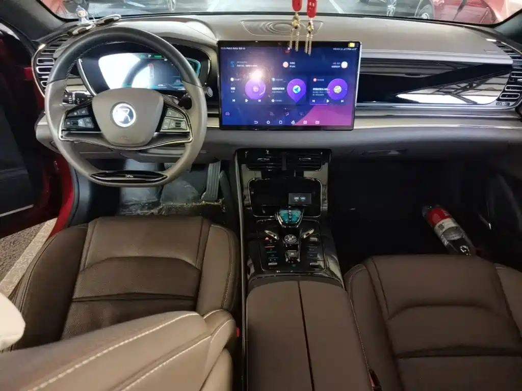 BYD Han — миниатюра 10