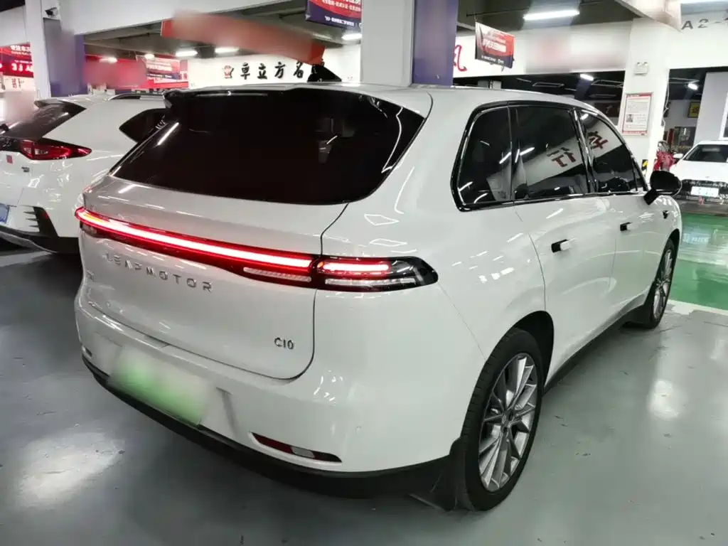 Leapmotor Leapmotor C10 — миниатюра 7