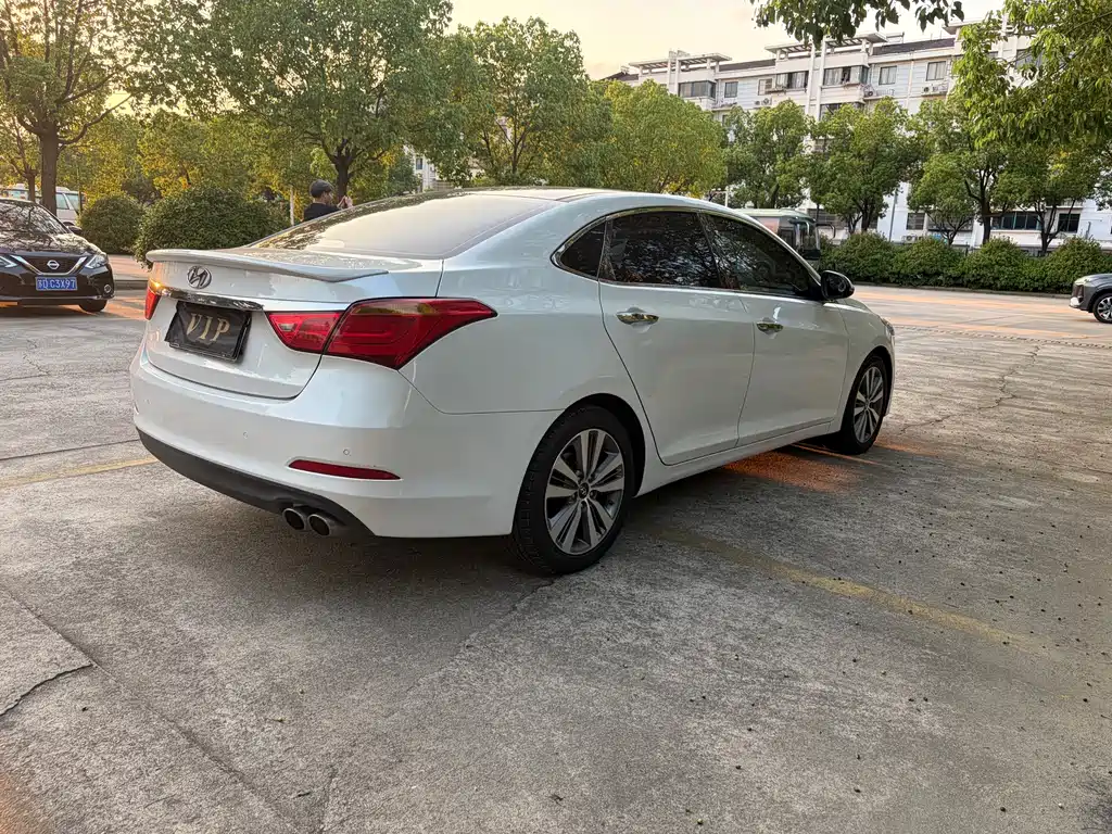 Hyundai Mistra — миниатюра 13