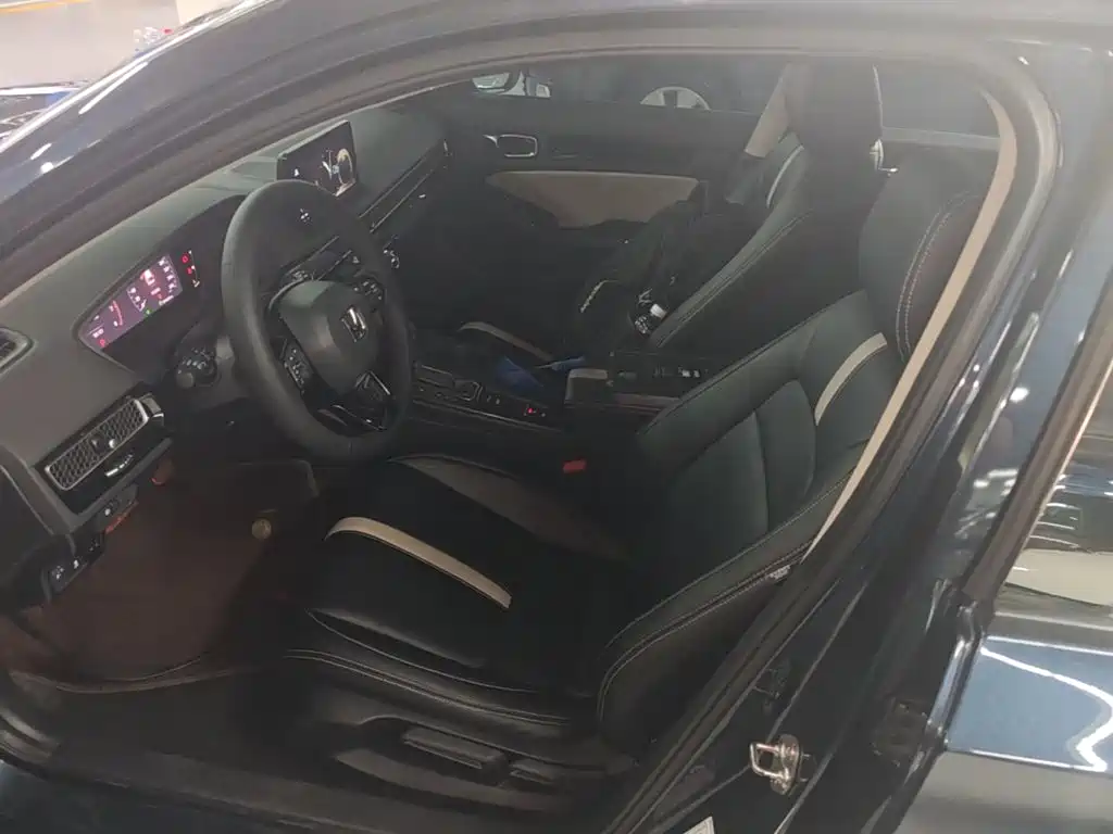 Honda Civic — миниатюра 15
