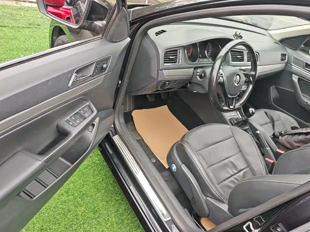 Volkswagen Lavida — миниатюра 16
