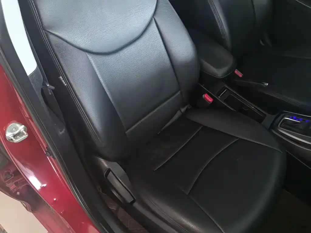 Hyundai Elantra Langdong — миниатюра 25