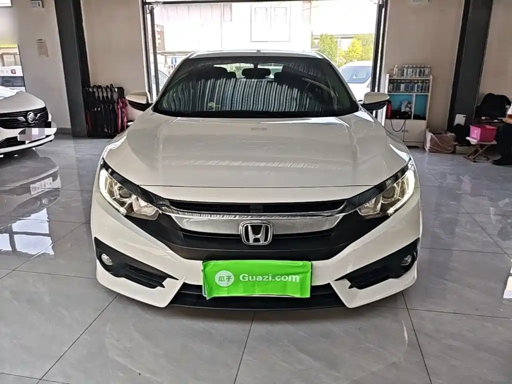 Honda Civic — миниатюра 3