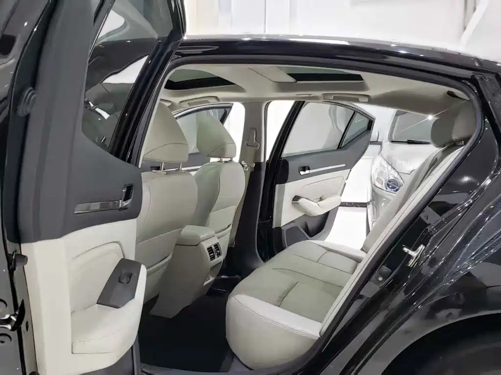 Nissan Teana — миниатюра 6