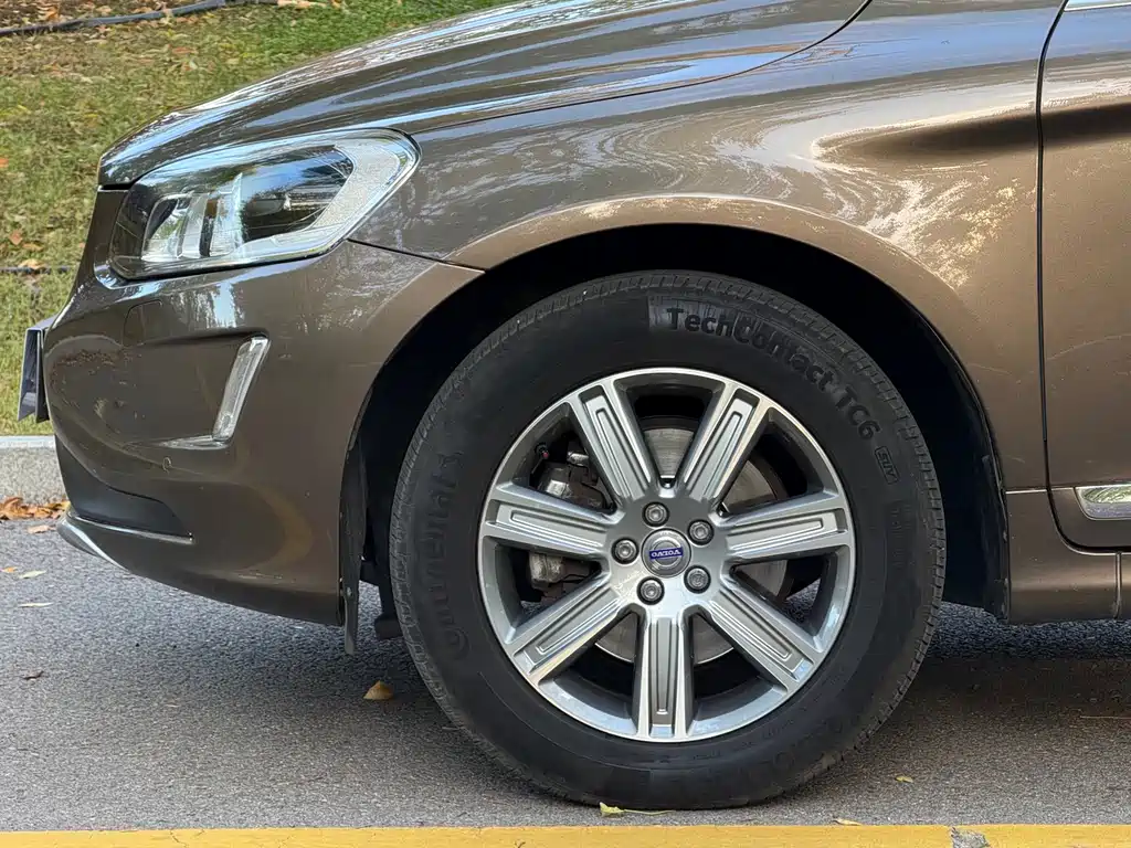 Volvo XC60 — миниатюра 6