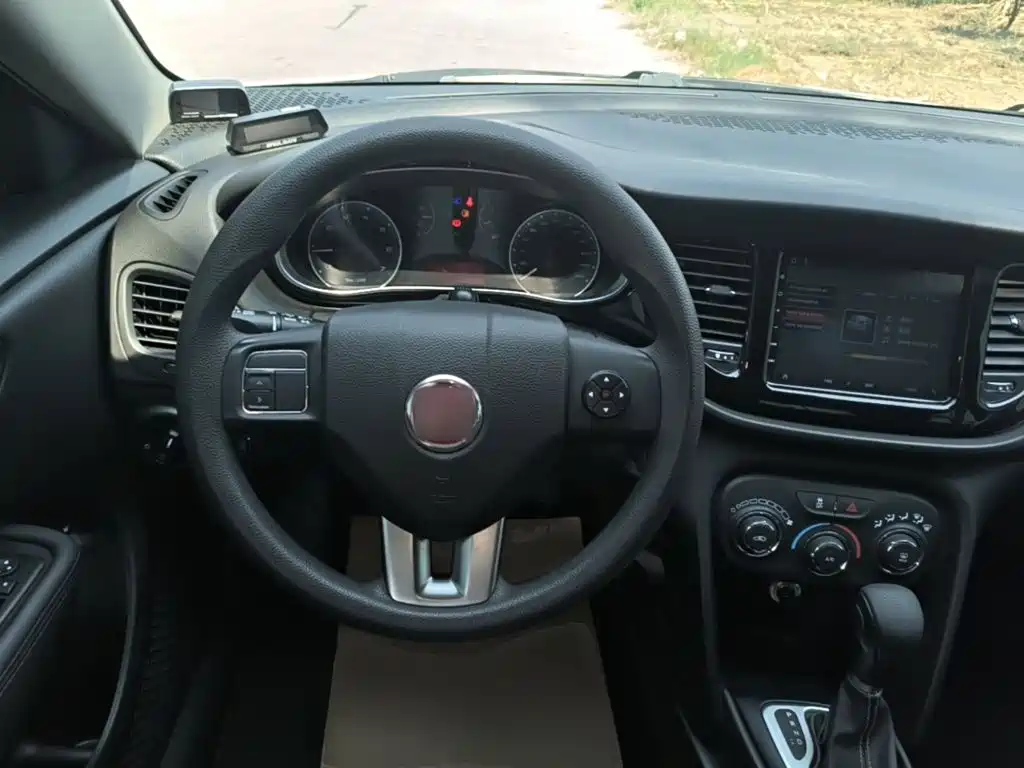 Fiat Viaggio — миниатюра 11