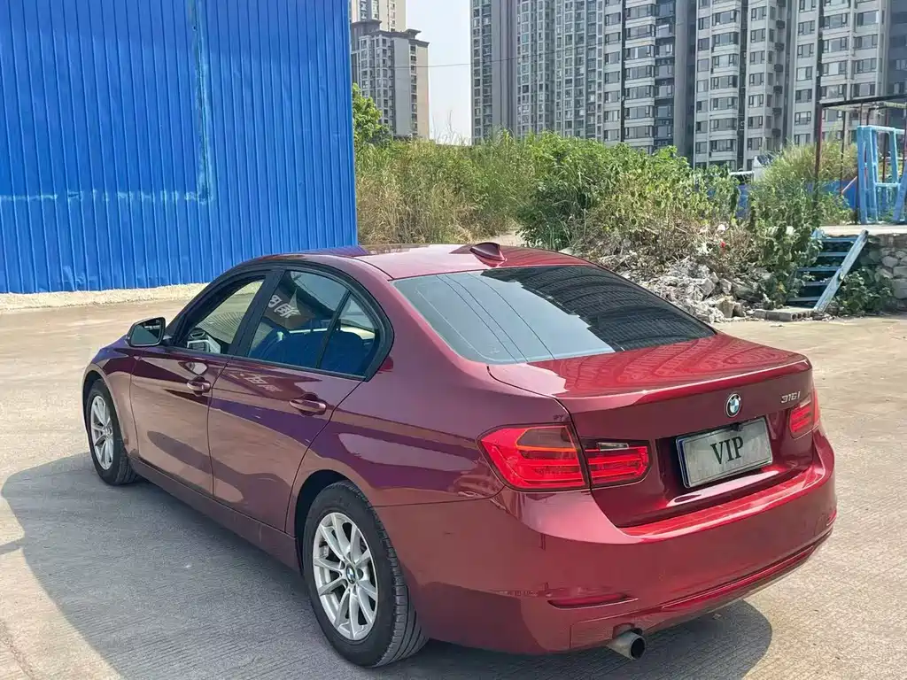 BMW 3 Series — миниатюра 6