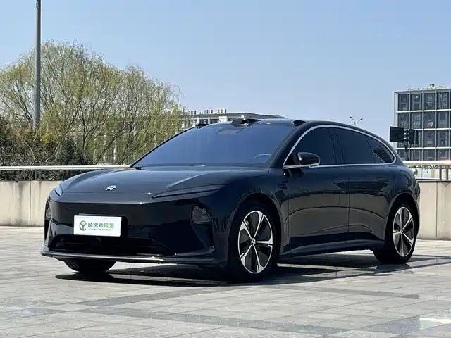 NIO NIO ET5T 2024