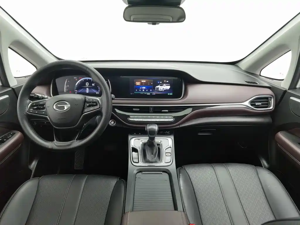 GAC Motor Trumpchi M6 — миниатюра 5