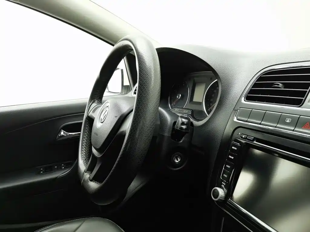 Volkswagen Polo — миниатюра 22