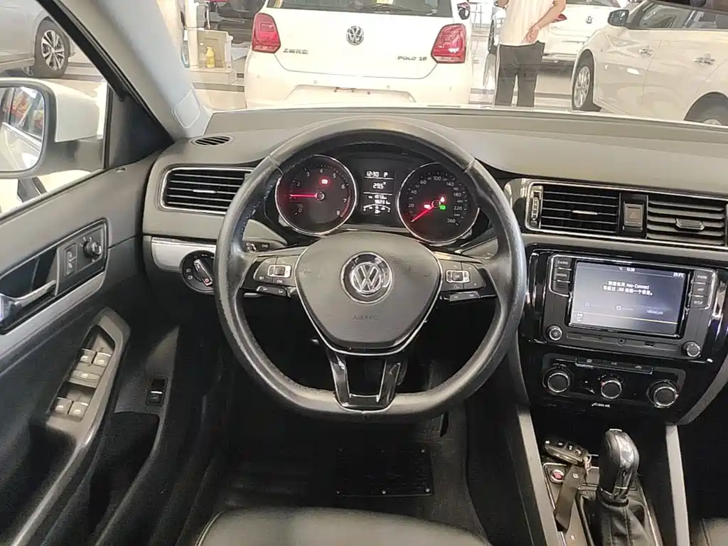 Volkswagen Sagitar — миниатюра 11