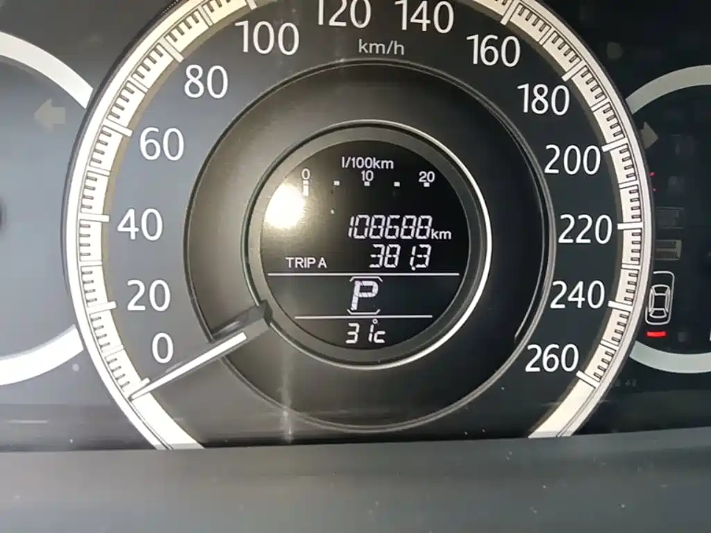 Honda Accord — миниатюра 17