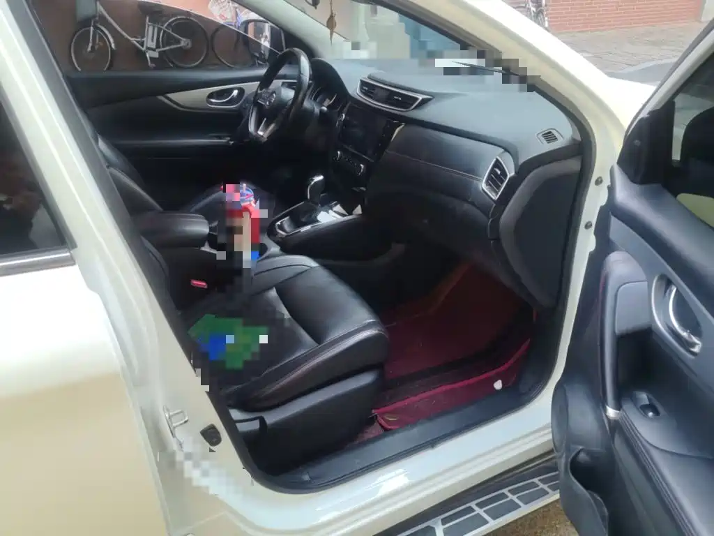 Nissan Qashqai — миниатюра 19