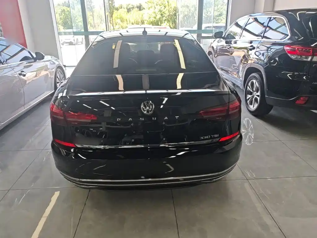 Volkswagen Passat — миниатюра 6