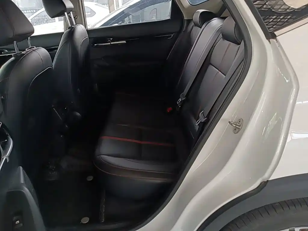 Kia KX3 — миниатюра 17