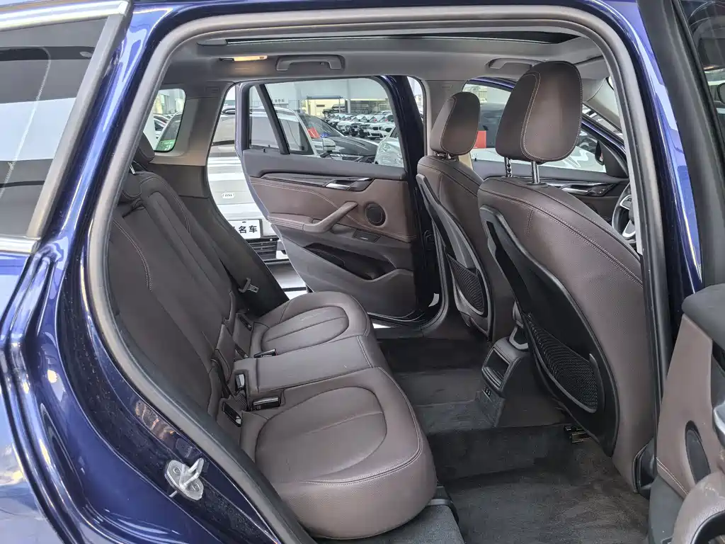 BMW X1 — миниатюра 11