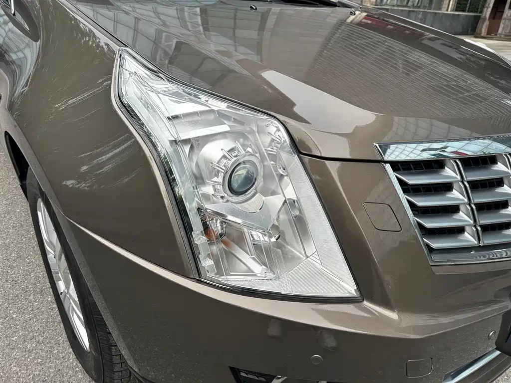 Cadillac SRX — миниатюра 16