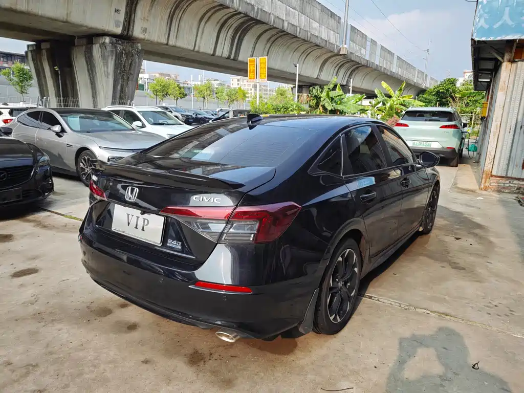 Honda Civic — миниатюра 6