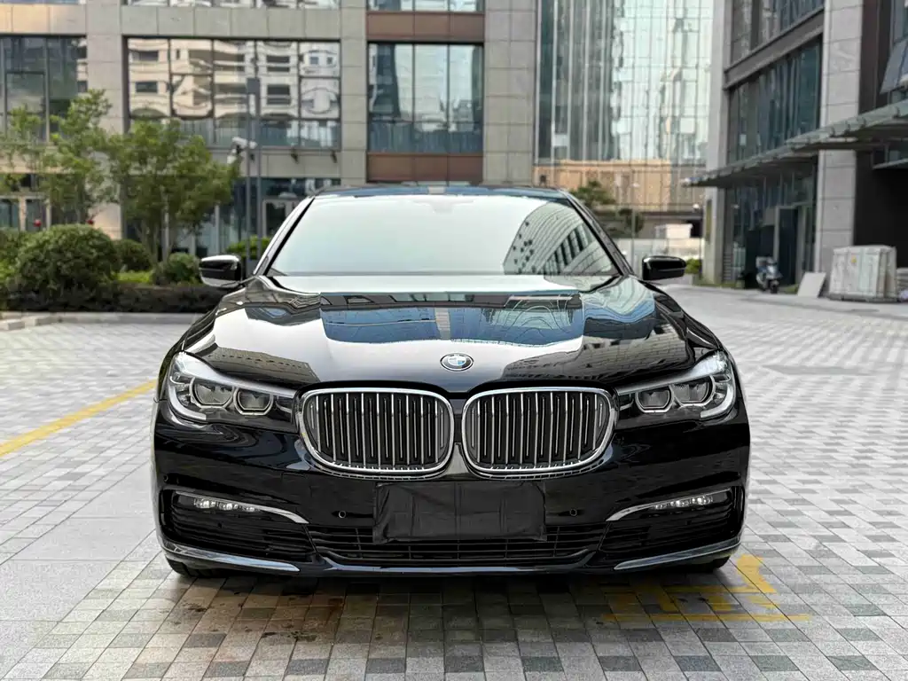 BMW 7 Series 7 2017 730Li Lead
