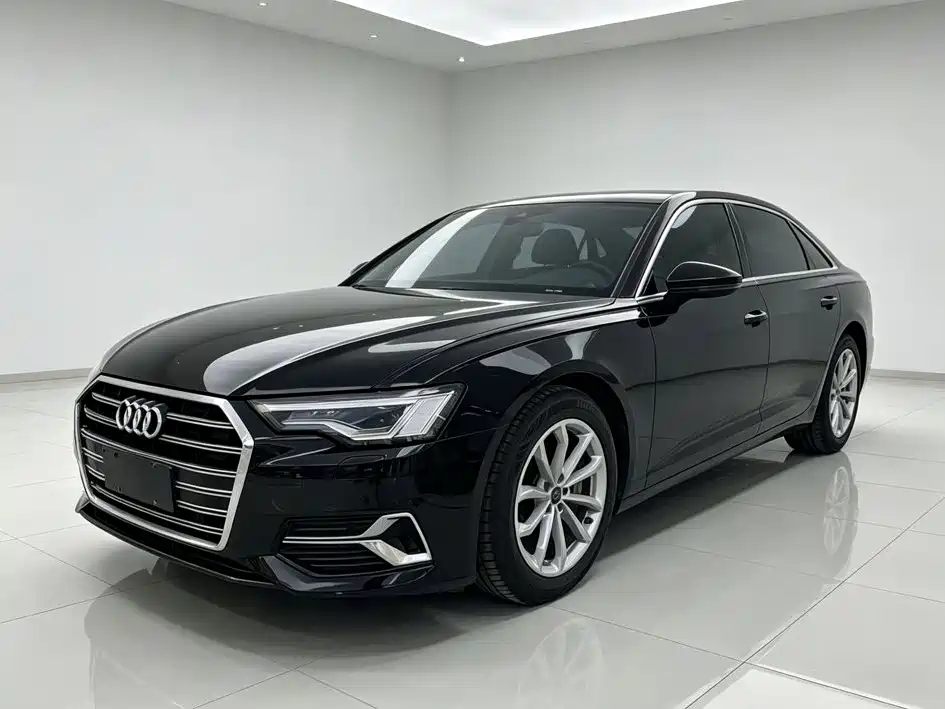 Audi A6L 2023 — фото 1