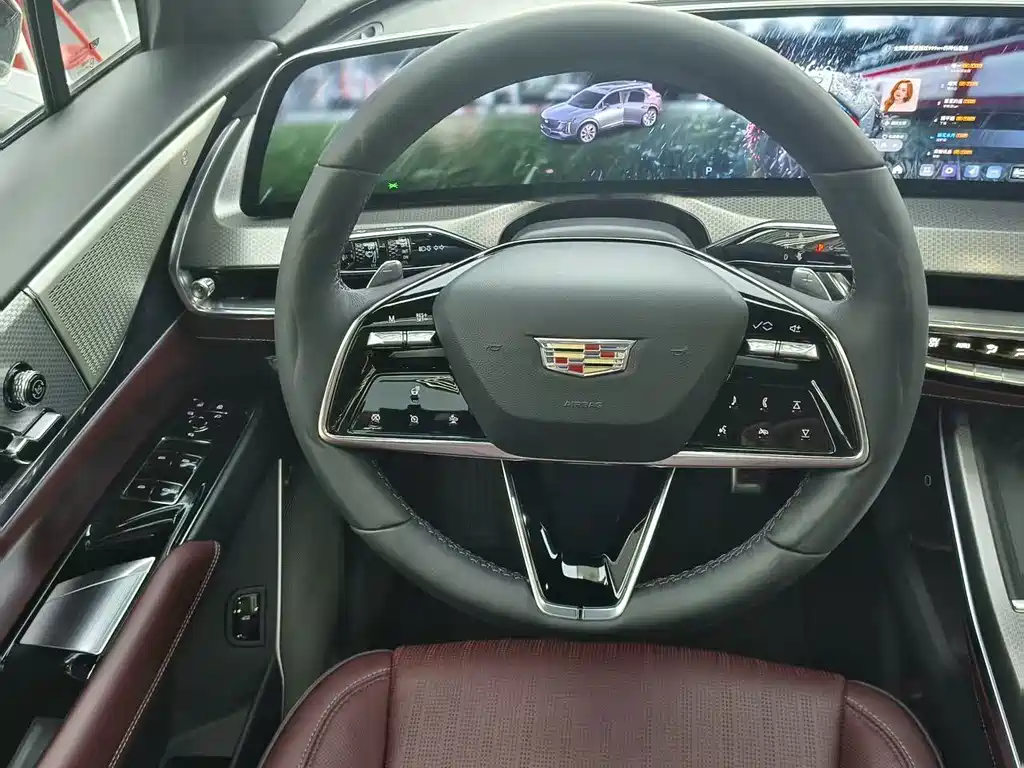 Cadillac XT5 — миниатюра 11
