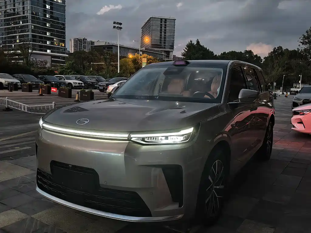 GAC Motor Trumpchi Xiangwang S9