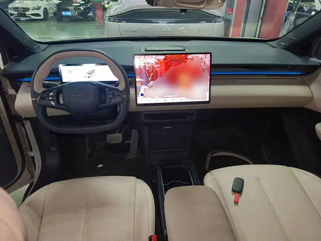 Lynk & Co Z20 — миниатюра 10