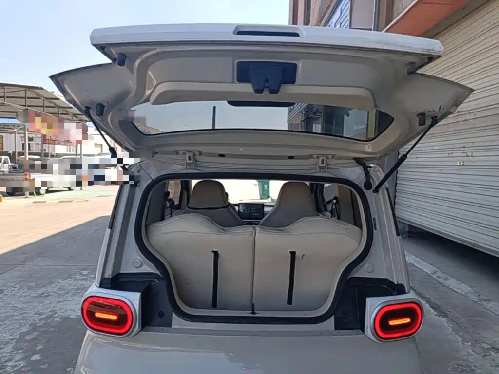 Wuling MINIEV — миниатюра 19