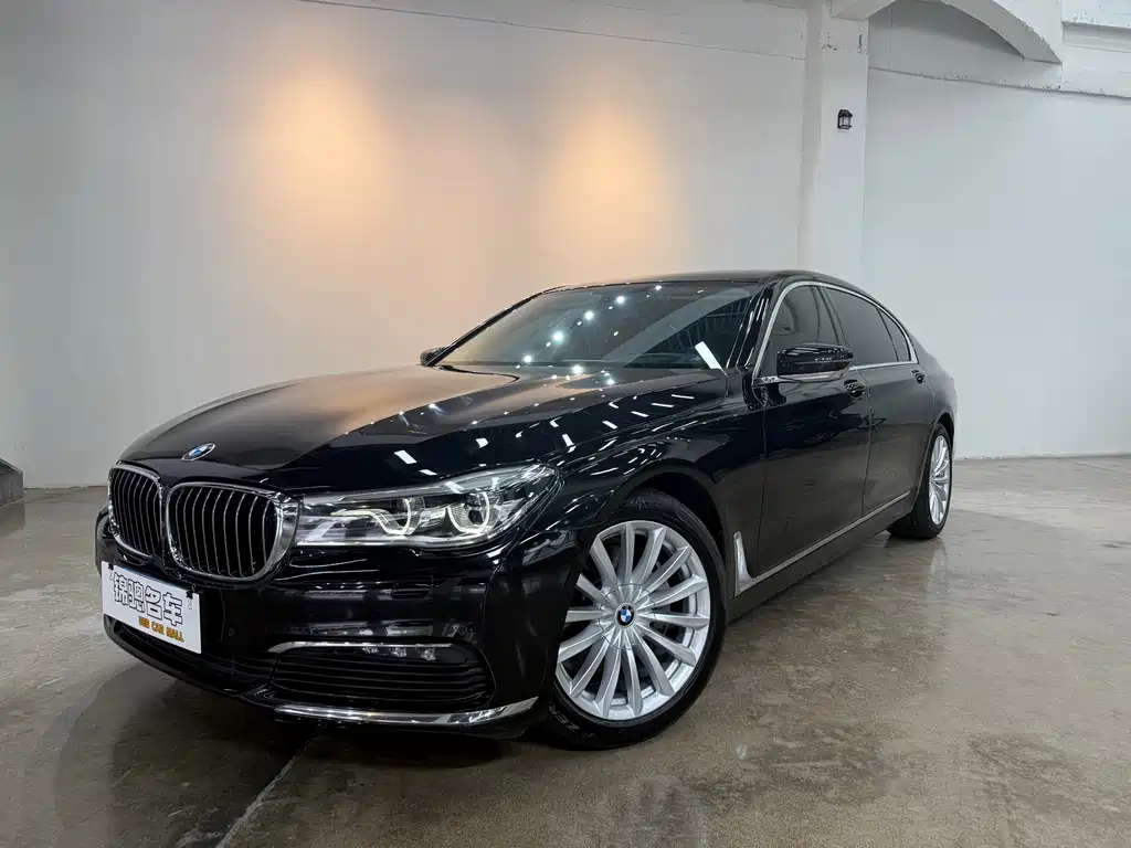 BMW 7 Series 7 2016 740Li Lead