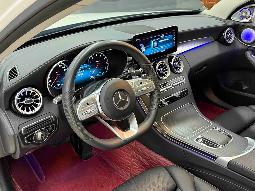 Mercedes-Benz C-Class — миниатюра 13