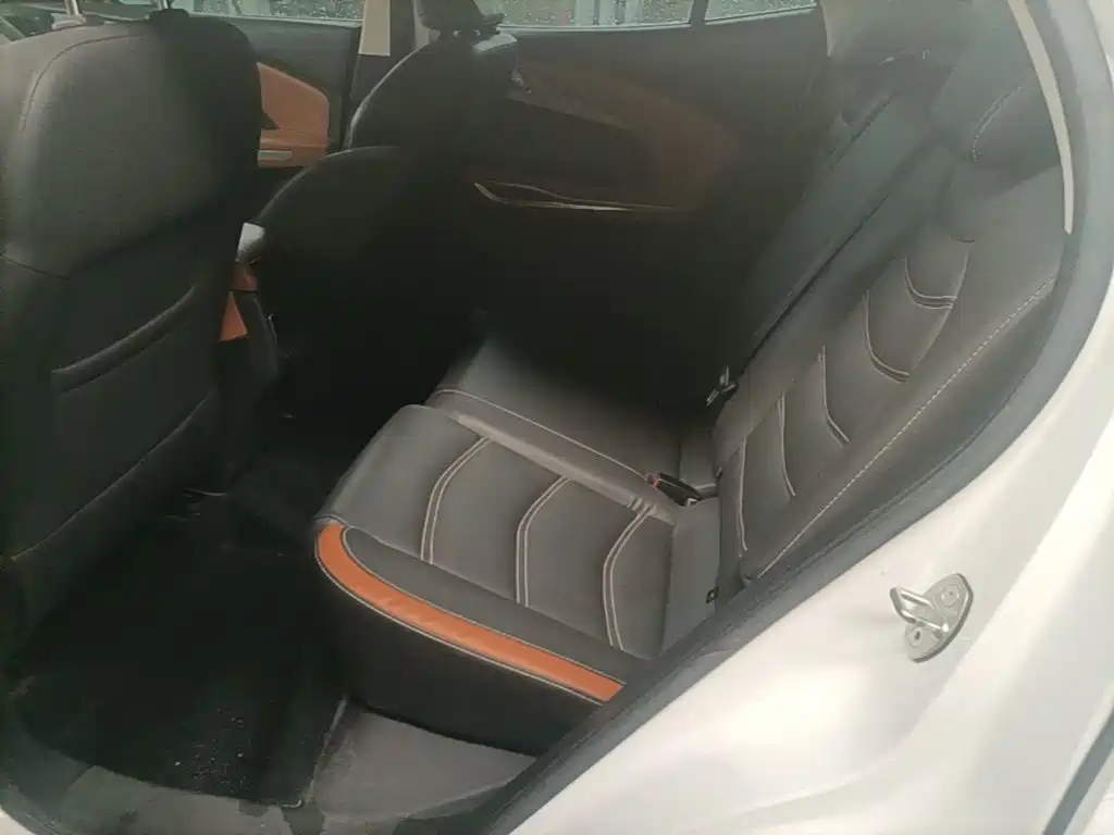 Zotye Zotye T300 — миниатюра 17