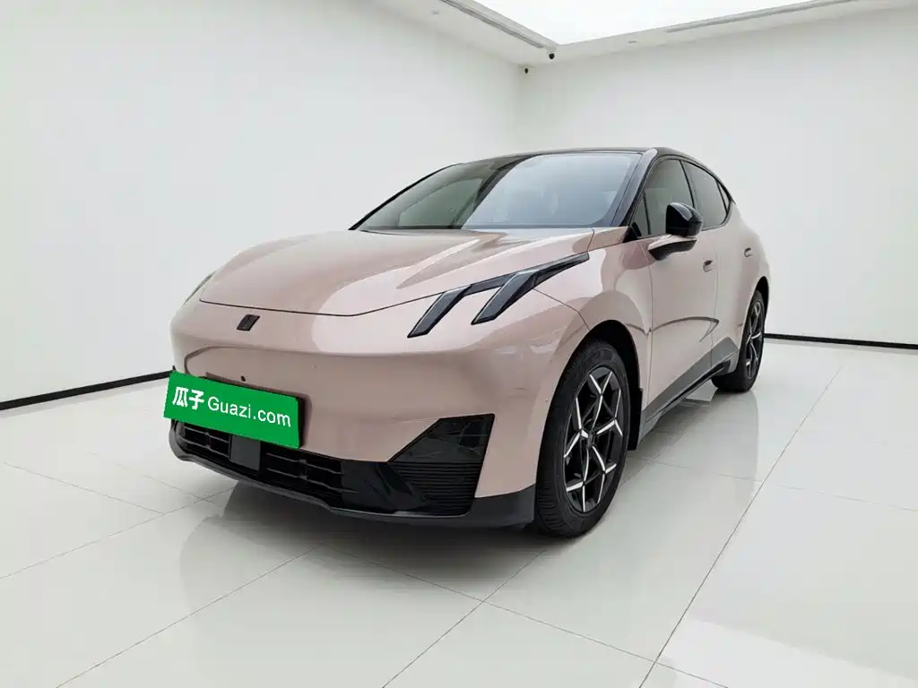 Lynk & Co Z20