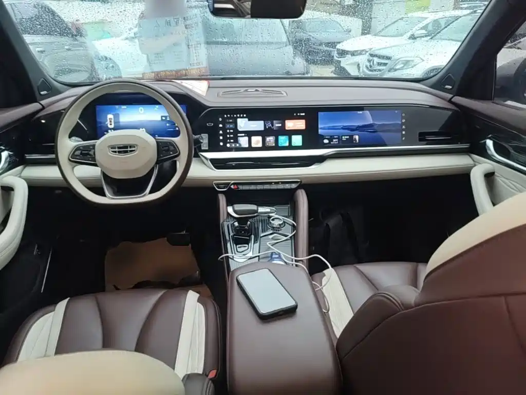 Geely Xingyue L — миниатюра 10
