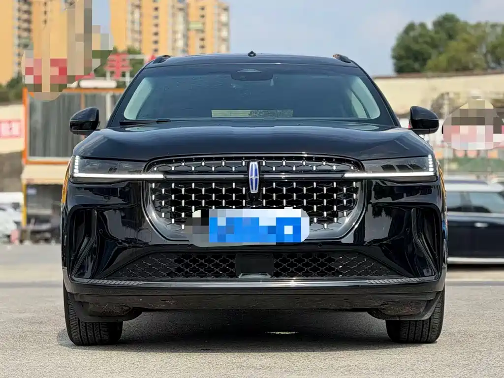 Lincoln Nautilus — миниатюра 2
