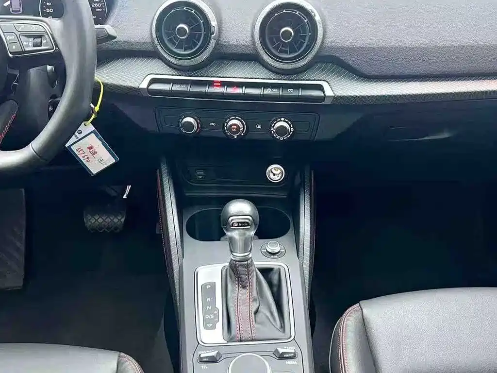 Audi Q2L — миниатюра 4