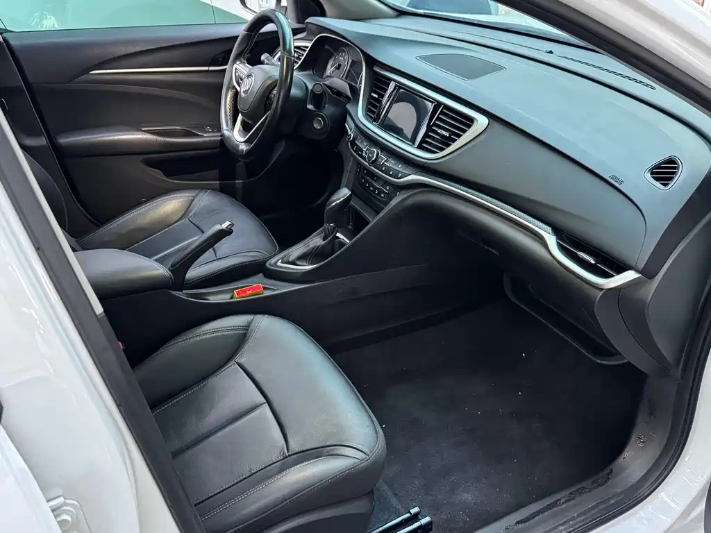 Buick Excelle — миниатюра 4
