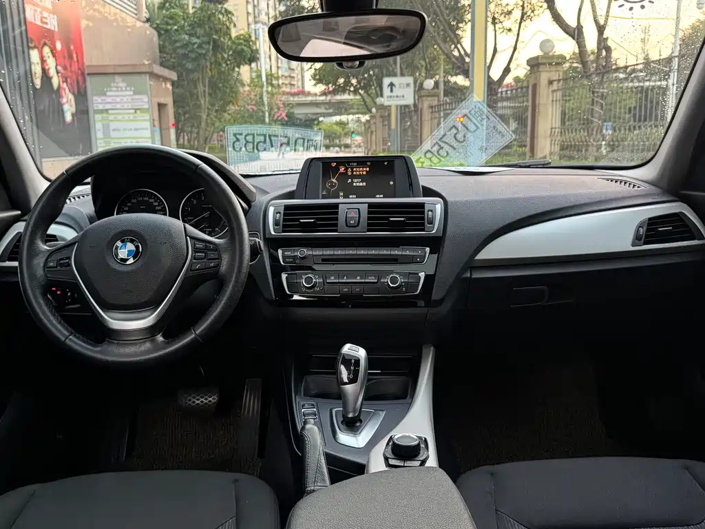 BMW 1 Series (Import) — миниатюра 8