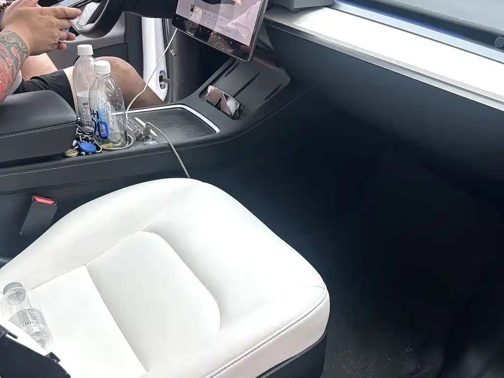 Tesla Model Y 2021 3D7